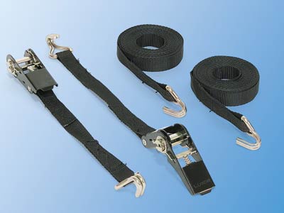 Strong ratchett straps for secure stowage of motor scooters